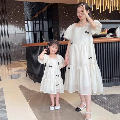 Family Look Mother Girls Dresses Summer Family Matching Outfits Fashion Puff Sleeve Bow-knot Princess Dress For Mother Daughter