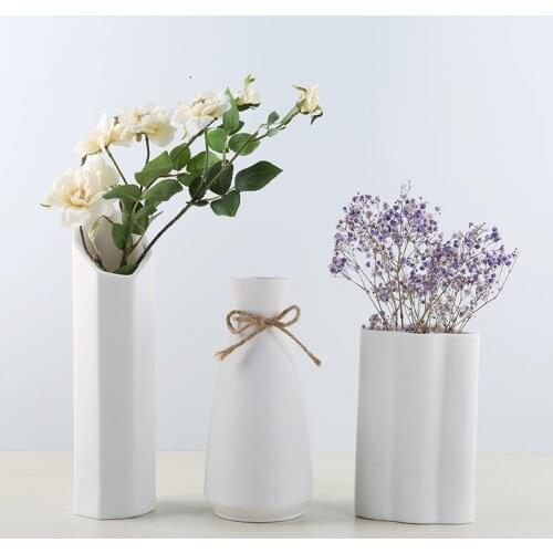 Ceramic White Vase Decoration Modern Simple Creative Living Room Home Furnishing Soft Decoration Size Flower Arrangement