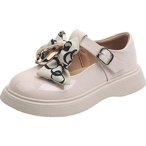 Girls Princess Shoes 2021 Spring and Autumn New Childrens Sweet Shoes Soft Sole Casual Bow Metal Chain Leather Shoes Lady Flats