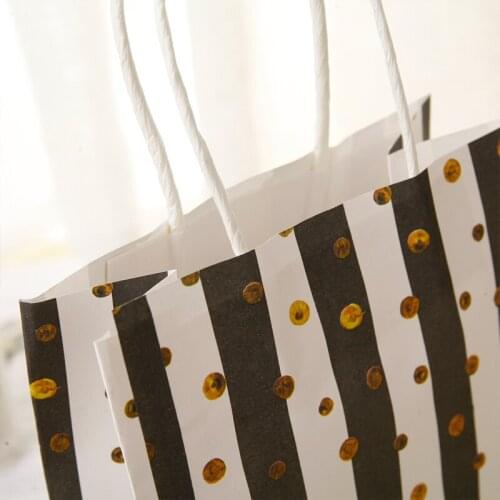 10pcs/lot Kawaii Striped Sstars Party Favor Paper Bags for Birthday Party Kids Supplies Gift Bags Boxes 25x18x10cm