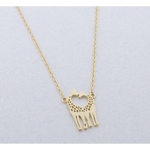 Fashion love of two giraffes pendant necklace