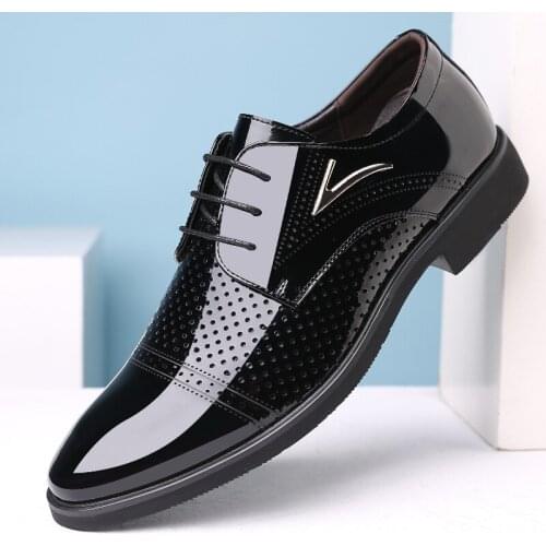Men Leather Dress Shoes Summer Sandals Hollow Out Breathable Formal Elegant Classic Business Fashion Flat Brogue Footwear Party
