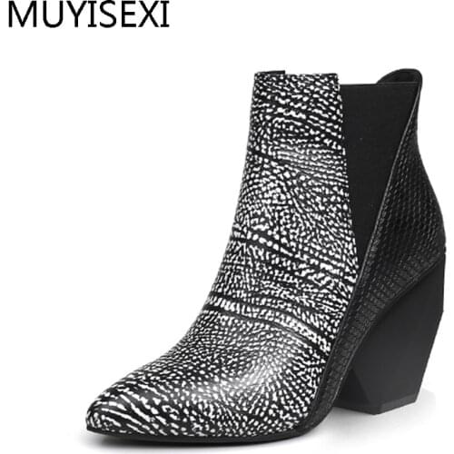 Women Boots Black Genuine Leather Pointed Toe Slip On Strange High Heel Mixed Color Ankle Boots chaussure femme HL113 MUYISEXI