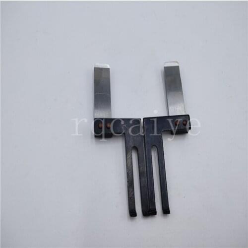 1 pair L4.028.167S L4.028.167S SM102 CD74,XL75,SM74 Machine Sheet Separator Finger