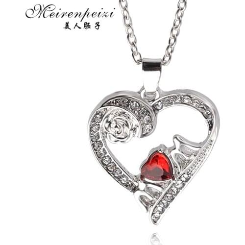 Love Heart MOM Pendant Necklace Carved Flower Red Crystals Necklaces For Mother Gift Jewelry