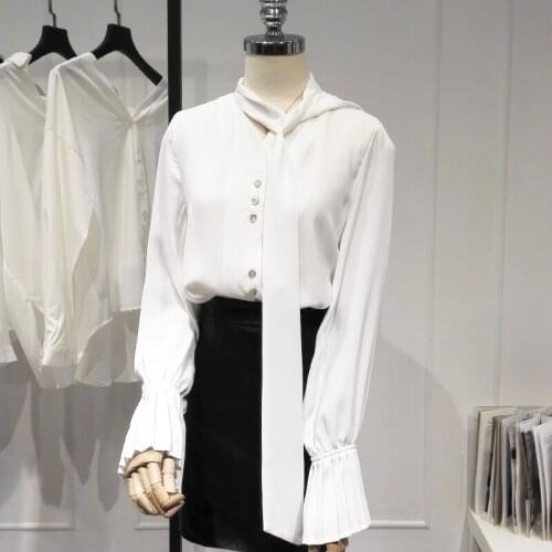 2020 Summer New Chiffon Women Shirts Bow Neck Flare Sleeved Long-Sleeved Loose Office Lady Elegants Pulls Outwear Coat Tops