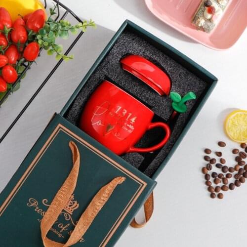 New ceramic cup apple-shaped mug Christmas creative cup wedding business gift set