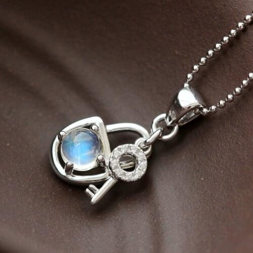 Wholesale Silver Handmade Natural Blue Moonstone Pendant Retro Thai Silver S925 Sterling Silver Key Lock Pendant Women
