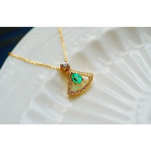 JHY Solid 18K Yellow Gold 4.7mm Nature Green Emerald Gemstones Pendants Necklaces for Women Fine Jewelry for Women Gifts