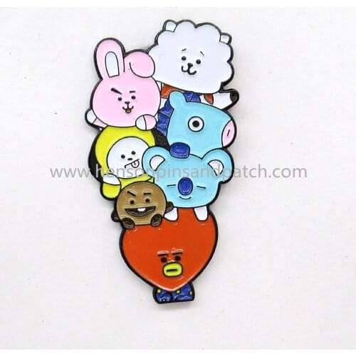 Custom metal soft enamel move character animal pin badge