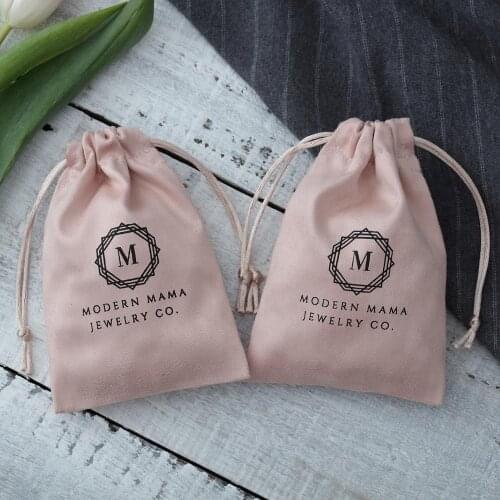 100PCS Chic Wedding Favor Bags Pink Flannel Cosmetic Personalized Logo Print Drawstring Bags Custom Jewelry Packaging Pouches