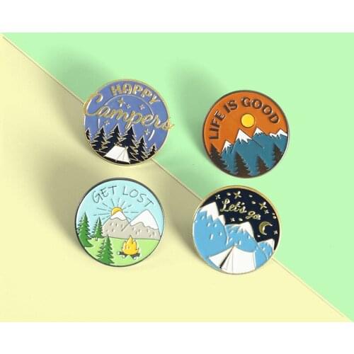 Funny Mountain Snow Painting Brooch Creative Snow Mountain Shape Brooch Good-looking Enamel Pins High Quality Mountain Badge