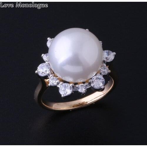 Love Monologue Gorgeous Flower White Simulated-pearl & Cubic Zirconia Geometric Gold Color Ring Jewelry for Christmas Gift X0009