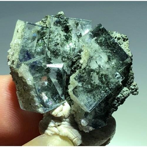 6gNatural Fluorite Crystal mineral stone home decoration restoration energy wheel vein teaching specimen collection ornaments