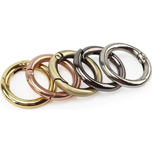 5PCS/LOT Spring Coil Outdoor Small Tool Alloy Key Ring Mountain Climbing Spring Buckle