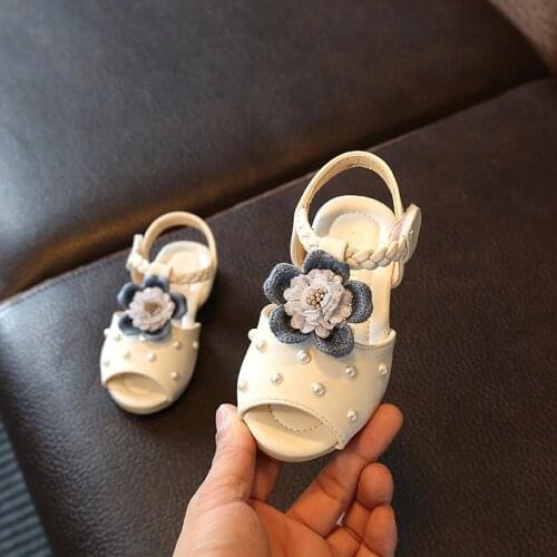 New Girls Fish Mouth Sandals Non-slip Soft Low Flowers Shoes Childrens Shoes Summer Girls Princess Shoes A304