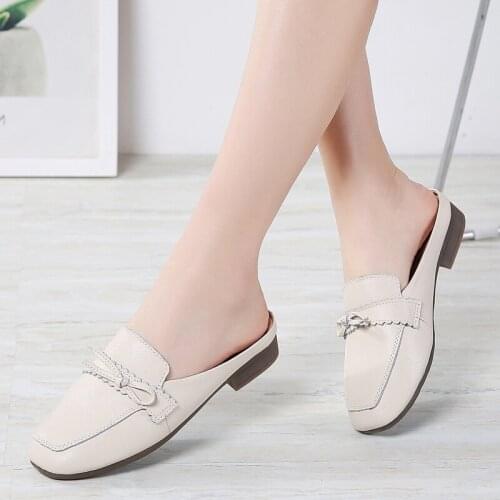 WIENJEE Leather Pumps