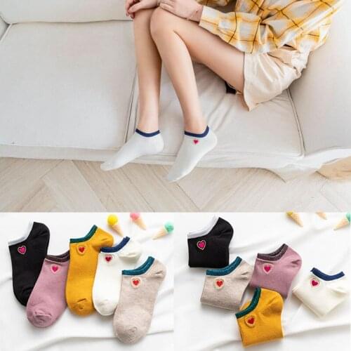 1 Pair New Cute Socks Women Red Heart Pattern Soft Breathable Cotton Socks Ankle-High Casual Comfy Socks Fashion Style