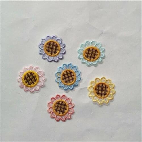 50 / PCS Sequin Organza sunflower cloth with Embroidery Flower patch and DIY accessories cloth label