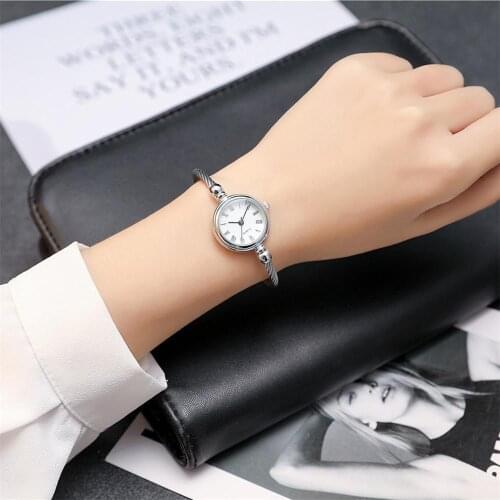 Womens Fashion Creative Bracelet Watch Vintage Elegant Designer Ladies Wrist Watches Simple Rome Female Clock Drop Shipping