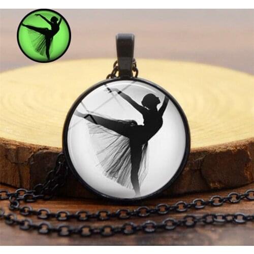 Statement Ballet Girl Pattern Glow In The Dark Pendant Necklace Classic Charm Women Luminous Sweater Chain Necklace Jewelry
