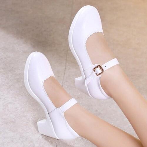 Spring and autumn new mid-heel thick heel single shoes round toe large size high-heel work shoes catwalk dance shoes women