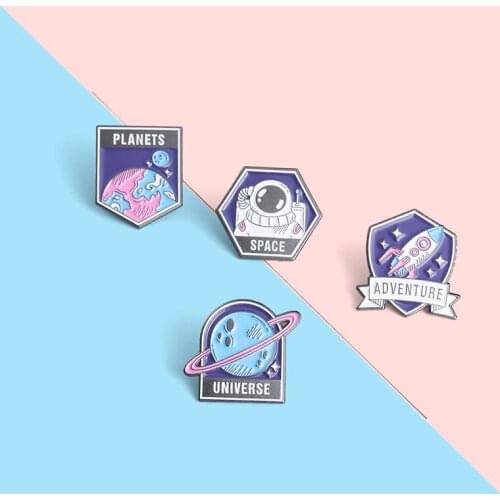 Universe Series Enamel Lapel Pin Rockets Brooches Backpack Hat Astronauts Badges Gifts for Who Love Space Jewelry Custom