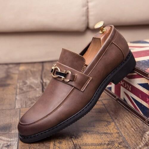 Men Leather Loafers Shoes Outdoor Handsome Comfortable Breathable Men Pointed Top Oxford Shoes Fashion Wedding Dress Gentleman