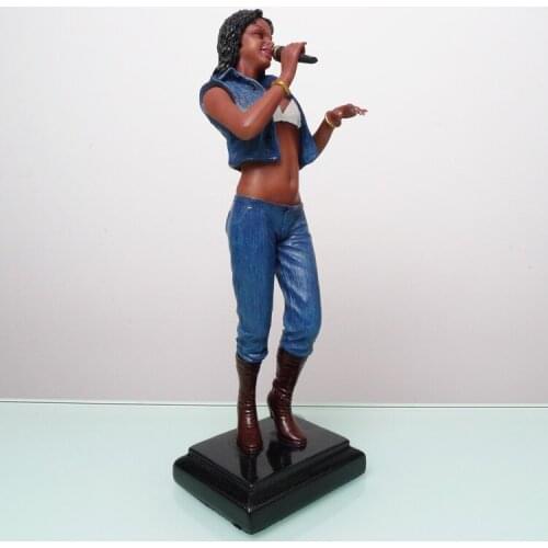 European and American Famous Music Star Female Singer Resin Figures Art Collection Ornaments KTV Bar Cafe Creative Decoration