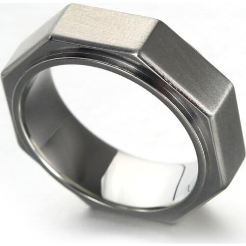 Square Finger Ring Eight-Sided Titanium Steel Ornament Self Defense Ring Stainless Steel Rings for Outdoor EDC Safety Novelty