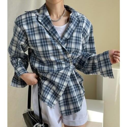 GLODTAOS Vintage Plaid Shirt Ladies Casual Loose Lightweight Turn-down Collar Blouse Female Top Autumn Long Sleeve Blusa Mujer