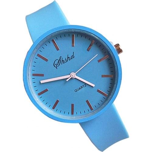 2021 New Simple Casual Sport Watch Stylish Analog Display Small Unisex Comfortable Quartz Watch for School Daily Life