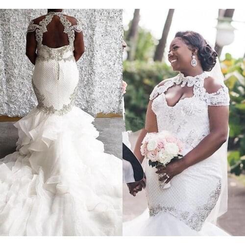 Plus Size Mermaid African Wedding Dresses Beaded Applique Tulle Bride Dresses High Neck Wedding Gowns Lace Up Vestido de novia