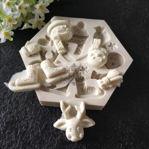 New Christmas silicone mold Snowman Snowflake Moose Glove Sledding Chocolate Tool