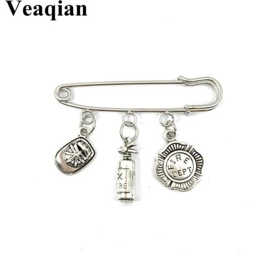 2019 / 1 new fire cap, fire extinguisher, fire fire sign pin, fireman pin, creative denim collar badge brooch