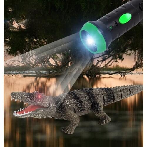 Remote Control Animal False RC Crocodile Prank Simulated Light Sensor Funny for Kids Educational Festival Gift Toys