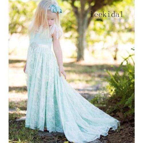 Vintage Girls Mint Green Boho Flower Girl Dresses for Beach Wedding Backless Sweep Train Cap Sleeve Lace Girl Party Dress Custom
