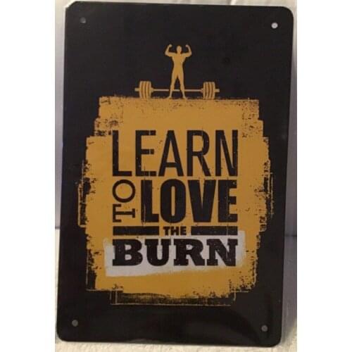 Horror Hotel Retro Metal Decor Wall Plaque Vintage Tin Sign for House Cafe Club Home Or Bar