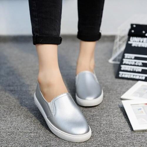 Autumn Women Leather Loafers Fashion Ballet Flats Sliver White Black Shoes Woman Slip On Loafers Boat Shoes Moccasins