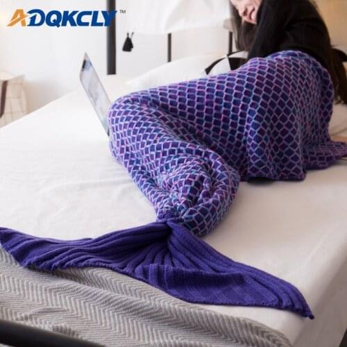 ADQKCLY Colorful Fish Scale Mermaid Tail Thread Blankets Hand Knitted Soft throw Blankets for Child Adults Sofa Sleeping Towels
