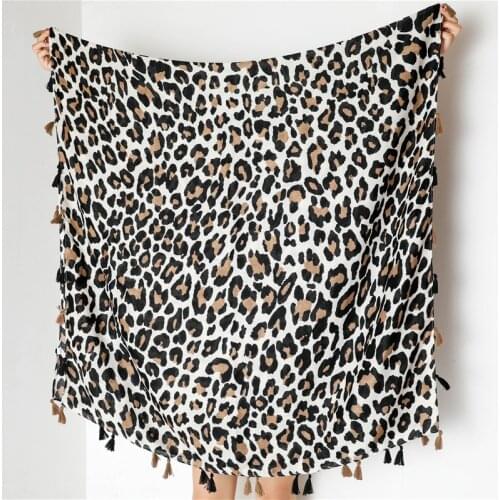 16 Designer Fashion Sexy Leopard Dot Tassel Viscose Shawl Scarf Lady High Quality Print Soft Pashmina Stole Bufandas Muslim Caps