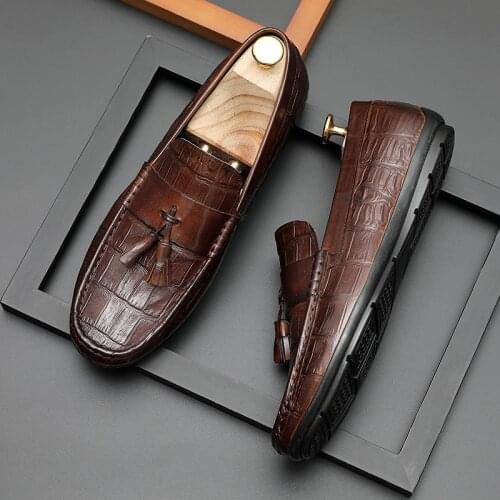 Men leather summer casual shoes male sneakers Shoes loafer men 2020 Slip On black mens genuine leather shoes