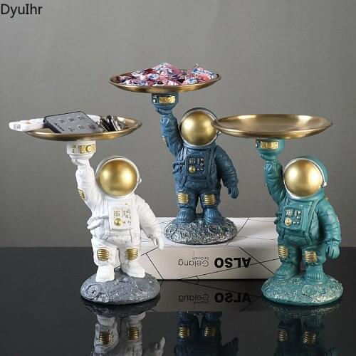 DyuIhr Nordic Creative Astronaut Storage Tray Resin Crafts Housewarming Gift Home Entrance Key Living Room Fruit Storage Tray