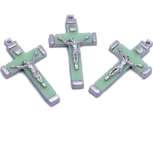 10Pcs 4.6cm*2.6cm Religious Luminous Crucifix Jesus Christ Pendant Accessories Can Handmade DIY Into Bracelets And Necklaces