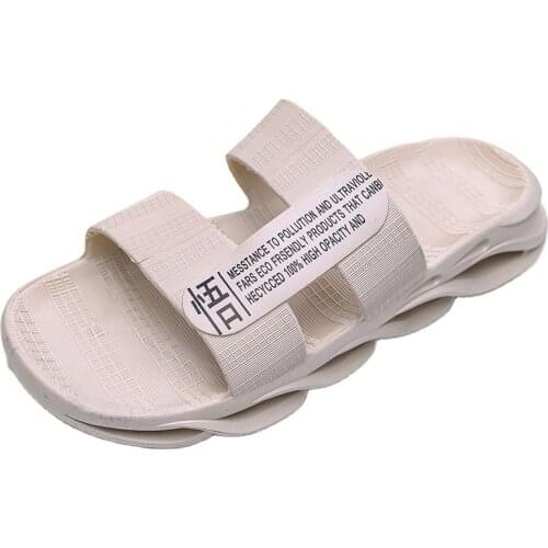 Mens Sandals 2021 Male Outside Summer Fashion Wear Slippers Cool Ins Antiskid odor-proof Beach Slippers Men Summer Sandals