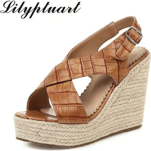 2020 Summer New Fashion Round Toe Women Pu Leather Party Rome Shoes Woman platform sandals wedges shoes for women