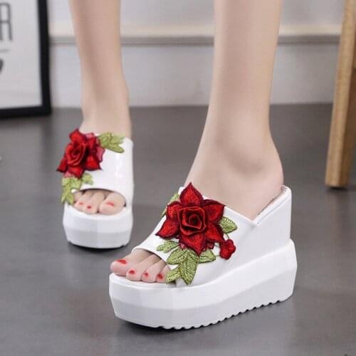 Women Sandals Summer Embroidery Flower Leisure Shoes Women Platform Wedges Fish Mouth Gladiator Sandals Thick Bottom Slippers