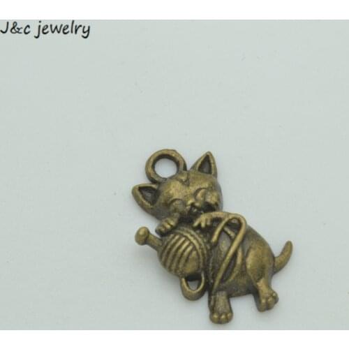 Wholesale 10 Pcs metal Antique Bronze Cat Charms pendant fit European bracelet made diy Pendant Jewelry Findings D9186