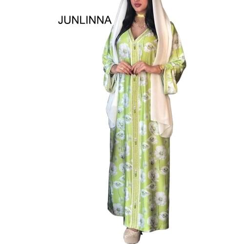 Muslim Dress Fashion New Arrival in Summer with Scarf Women Loose Long Dresses Casual Printing Dress