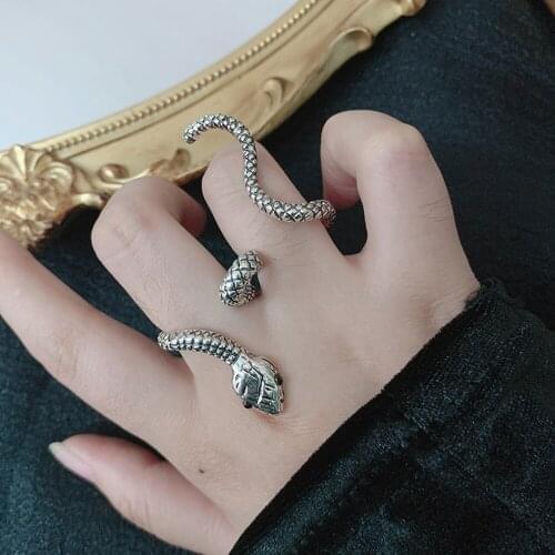 1Pcs 2021 New Hip Hop Punk Silver Colour Wave Bend Snake Metal Vintage Finger Ring for Cool Women Girls Jewelry Gifts snake ring